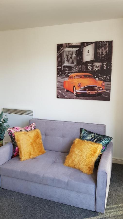 City Centre 1 Bed Apartment With Free On Site Parking With Cctv By Lets Relocations Birmingham Exterior foto